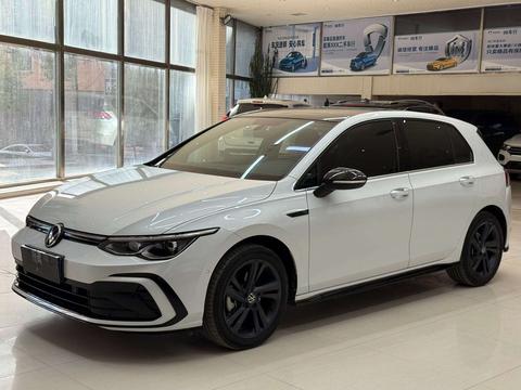 Volkswagen Golf 2023