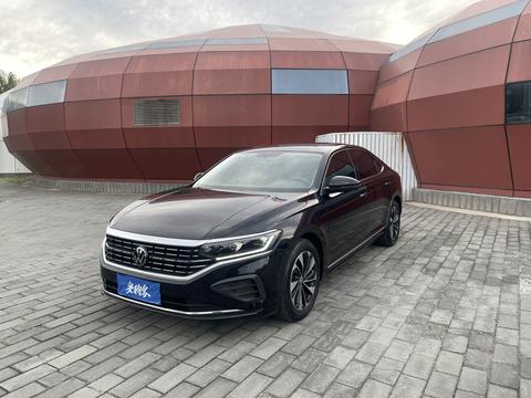 Volkswagen Passat 2024