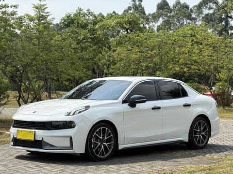 Lynk & Co 03 2022