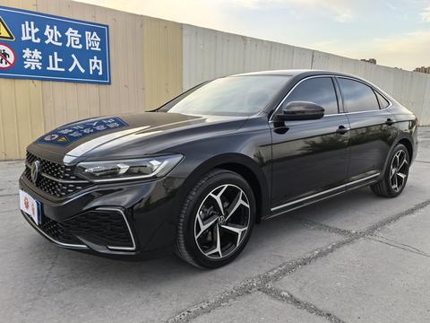 Volkswagen Passat 2024