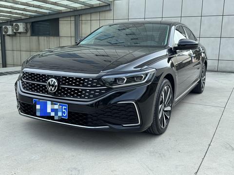 Volkswagen Passat 2022