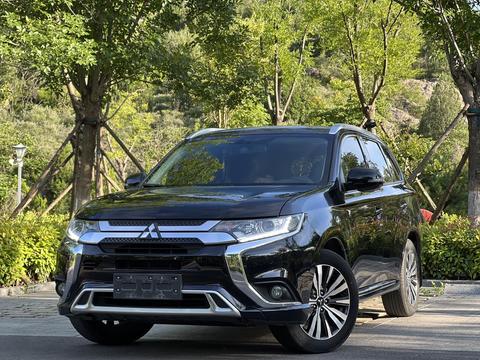 Mitsubishi Outlander 2021