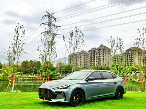 MG 6 2021