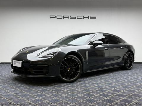 Porsche Panamera 2023