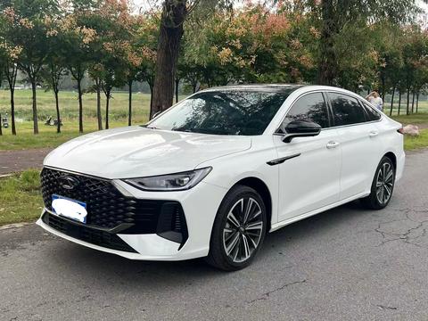 Chery Arrizo 8 Pro 2025