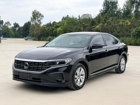 Volkswagen Passat 2020–2025