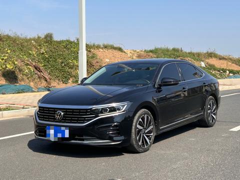 Volkswagen Passat 2022