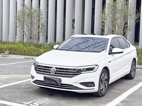 Volkswagen Sagitar 2022