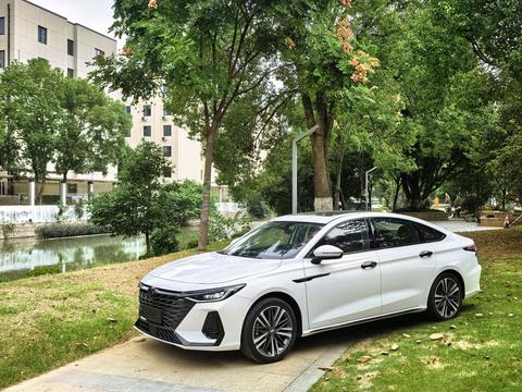 Chery Arrizo 8 2024