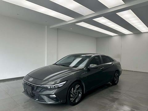Hyundai Elantra 2023