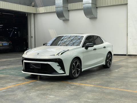 Lynk & Co 03 2023