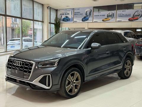 Audi Q2L 2022