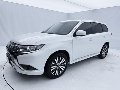 Mitsubishi Outlander 2021