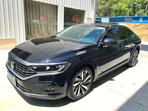 Volkswagen Passat 2023