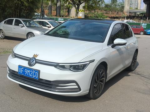 Volkswagen Golf 2021
