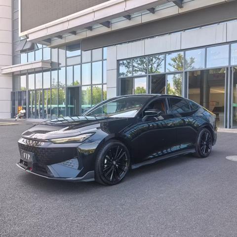 Changan UNI-V 2024