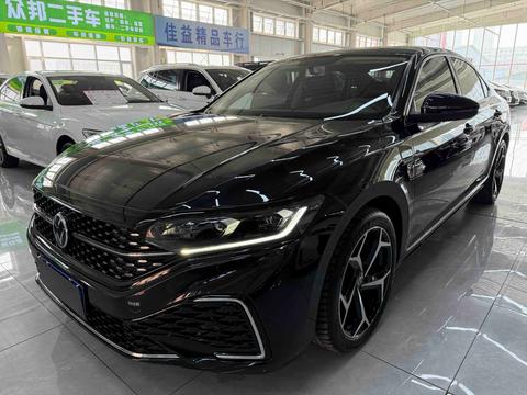 Volkswagen Passat 2022