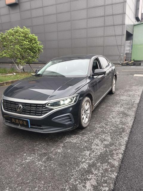 Volkswagen Passat 2024