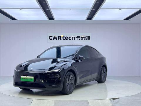 Tesla Model Y 2025