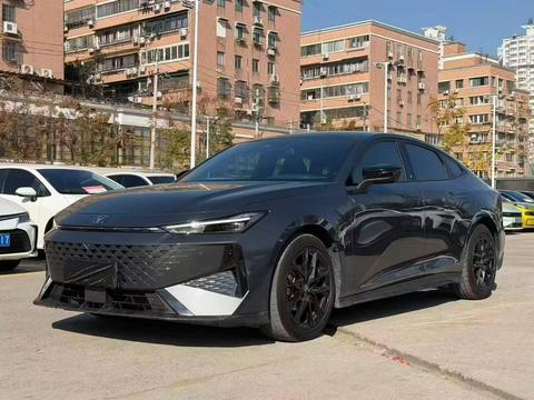 Changan UNI-V 2025