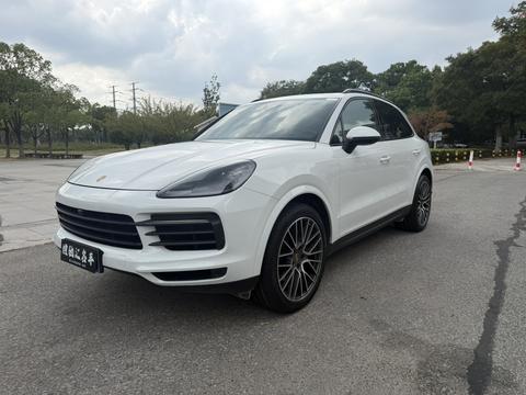 Porsche Cayenne 2023