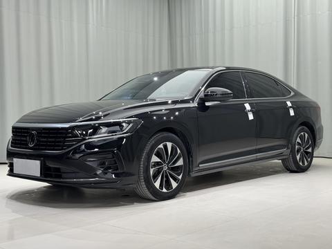 Volkswagen Passat 2023