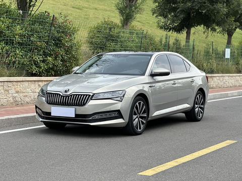 Skoda Superb 2022