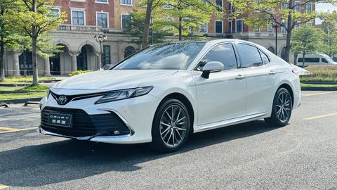 Toyota Camry 2023