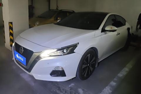 Nissan Teana 2021