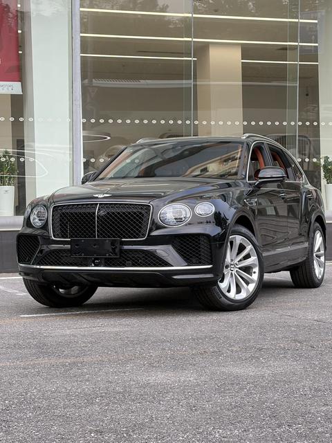 Bentley Bentayga 2024