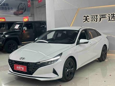 Hyundai Elantra 2022