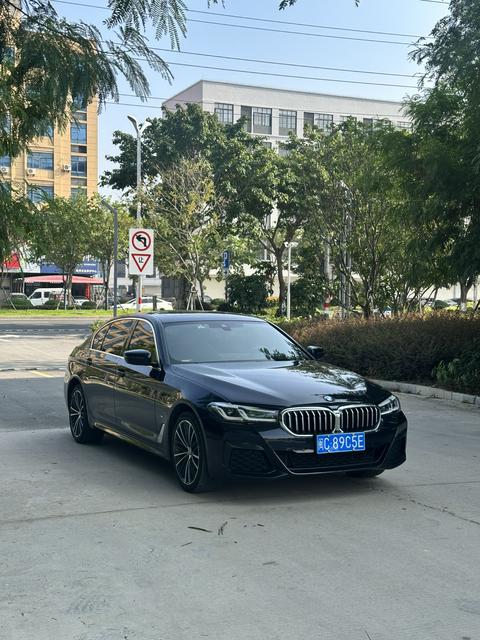 BMW 5 Series 2023