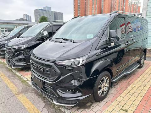 Ford Tourneo 2025