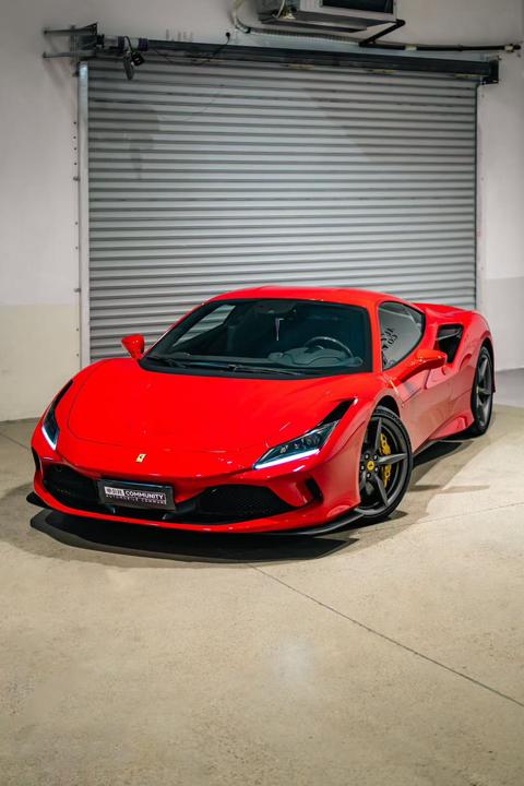 Ferrari F8 Tributo 2019