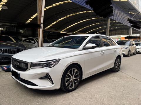 Geely Emgrand 2022