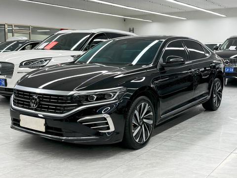 Volkswagen Passat 2023