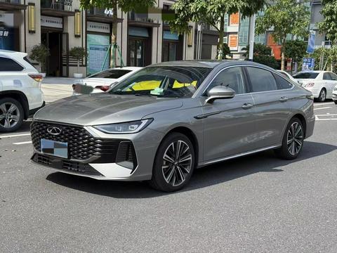 Chery Arrizo 8 Pro 2025