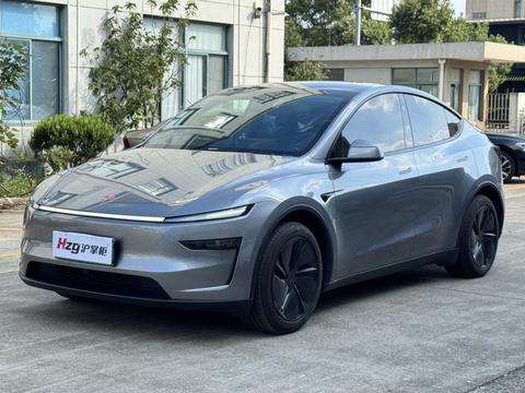 Tesla Model Y 2025