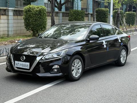Nissan Teana 2021