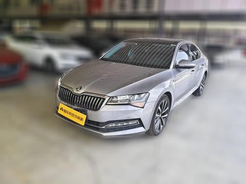 Skoda Superb 2022