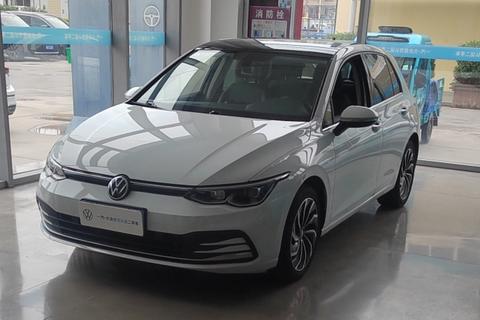 Volkswagen Golf 2024