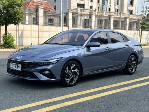 Hyundai Elantra 2023