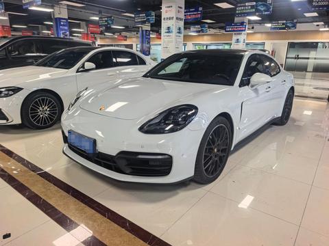 Porsche Panamera 2023