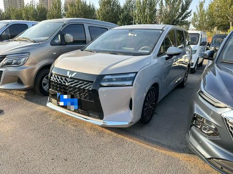 Wuling Starlight 730 2025