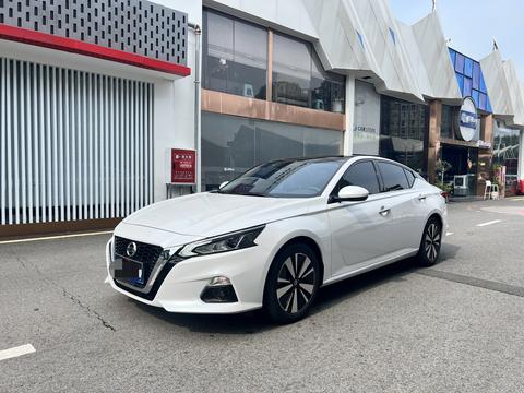 Nissan Teana 2021