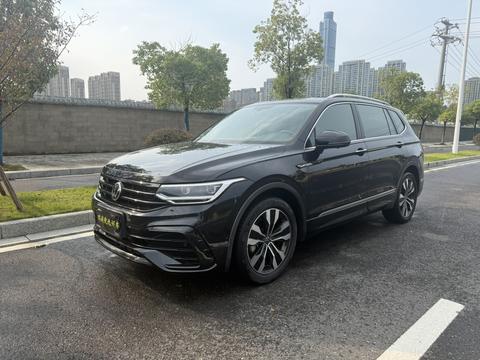 Volkswagen Tiguan L 2022