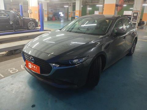 Mazda 3 Axela 2021