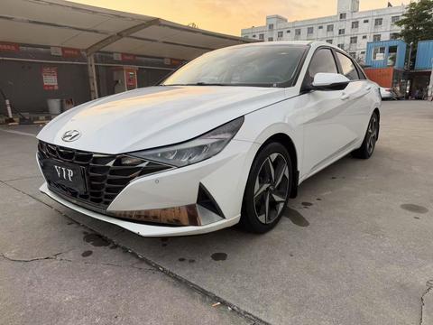 Hyundai Elantra 2021