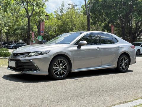 Toyota Camry 2023