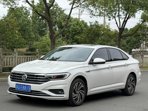 Volkswagen Sagitar 2021
